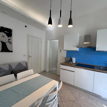 Apartment Vento Di Maestrale *